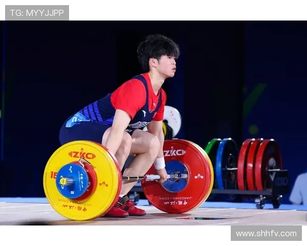 提升举重成绩的科学力量训练方法与技巧解析